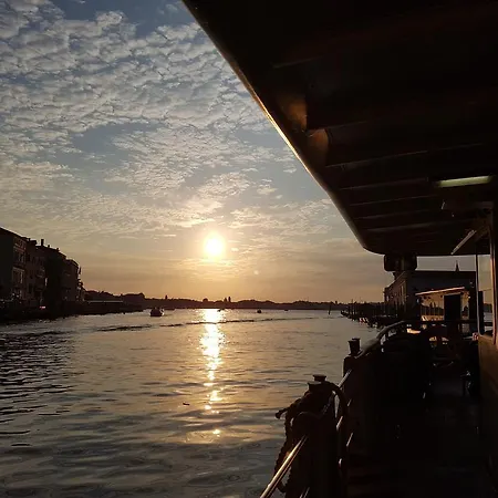 Garden Ca' Rezzonico Lägenhet Venedig