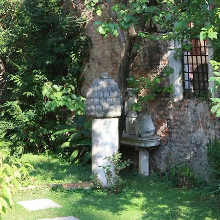 Garden Ca' Rezzonico Lägenhet Venedig