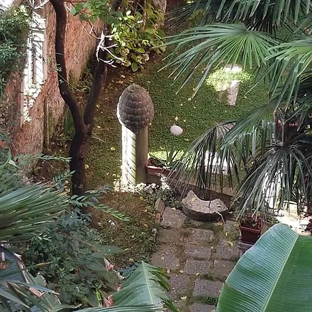 Apartment Garden Ca' Rezzonico